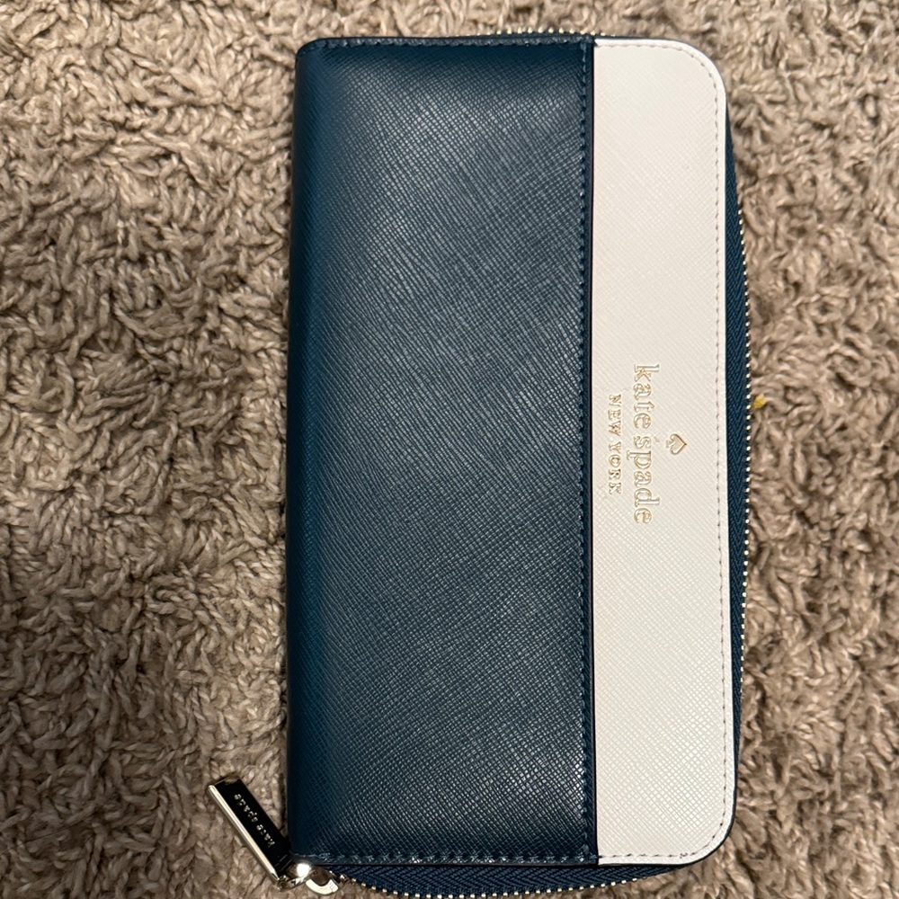 Kate Spade Teal and White Zip Wallet